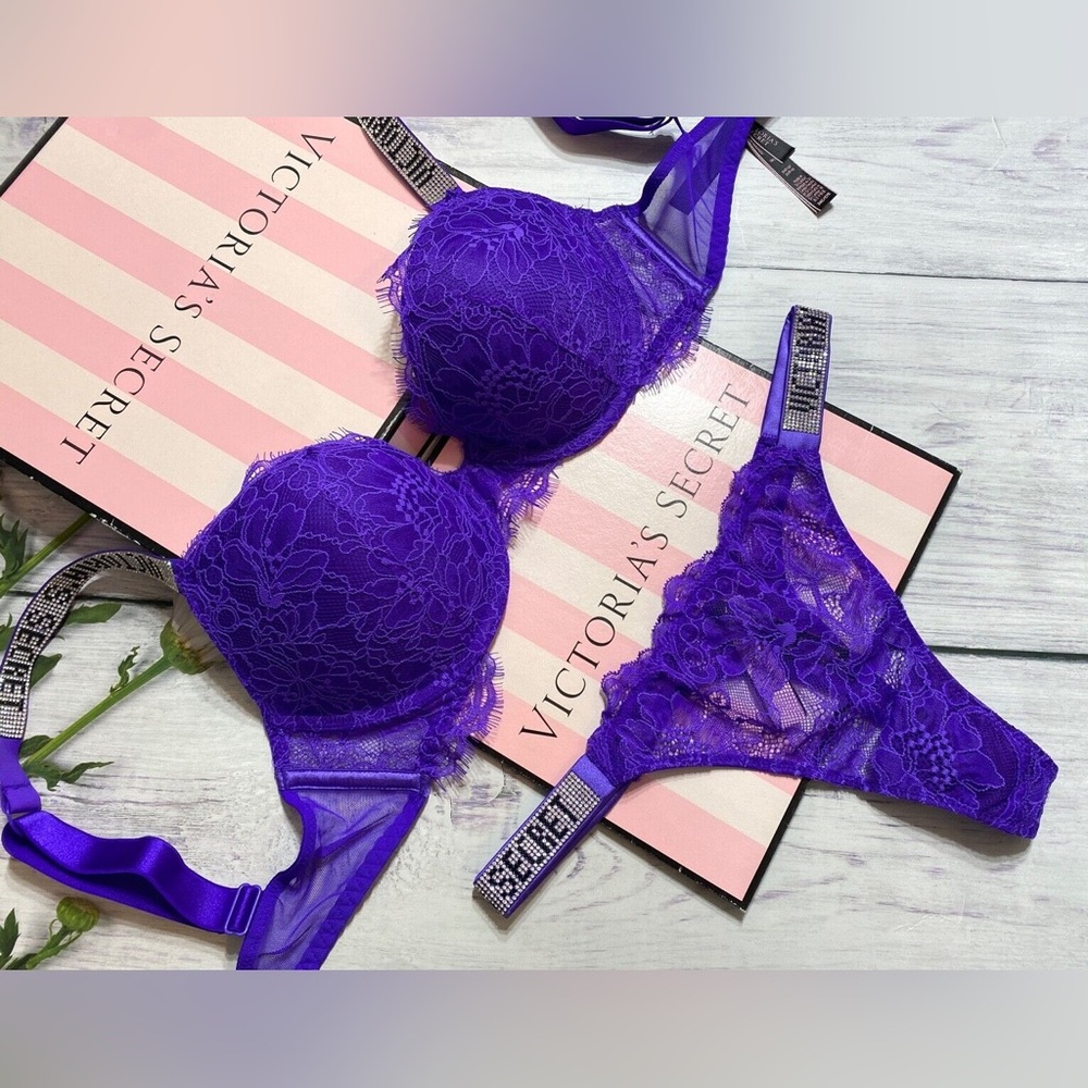 Victoria's Secret Lace Rhinestone Shine Strap Push-Up 2 PC Bra Set Violet 36B